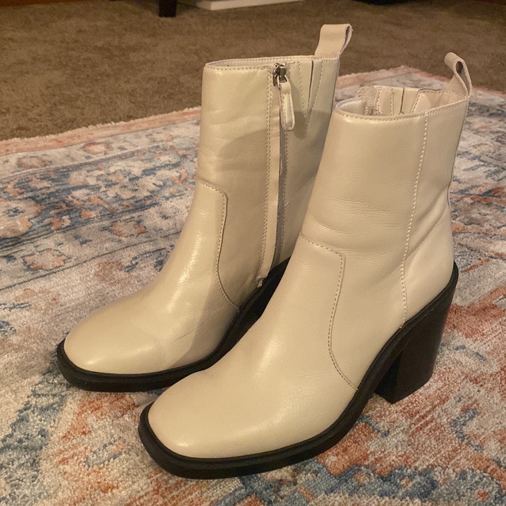 Steve Madden white boots